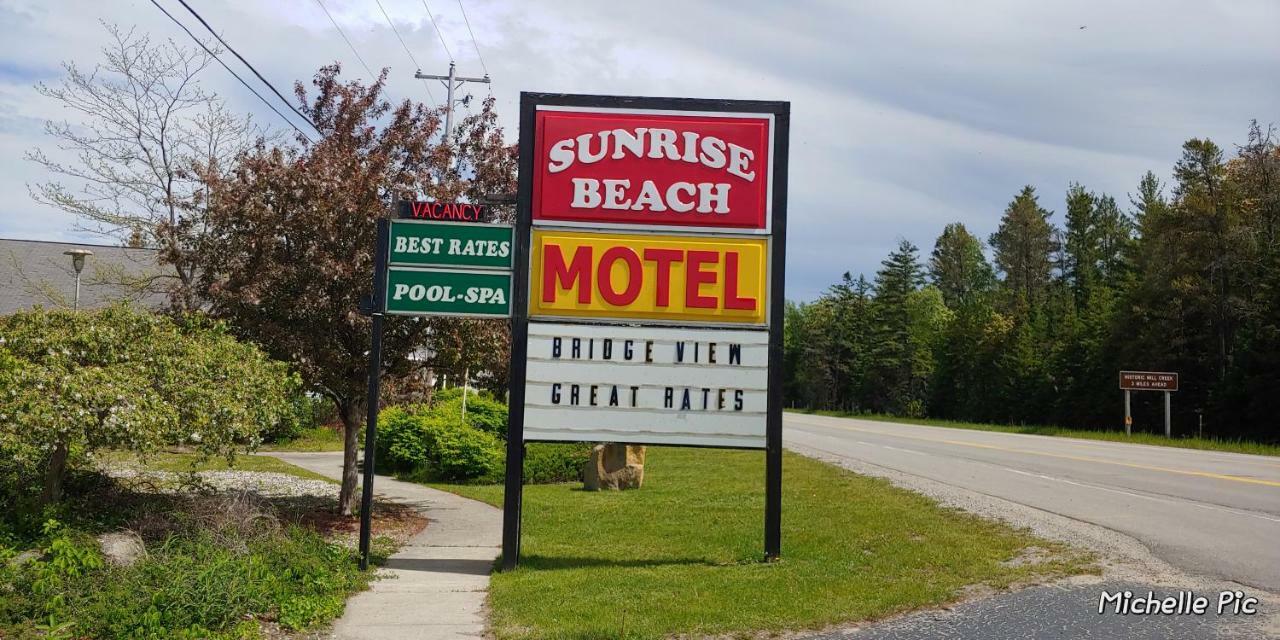 Sunrise Beach Motel Mackinaw City Kültér fotó